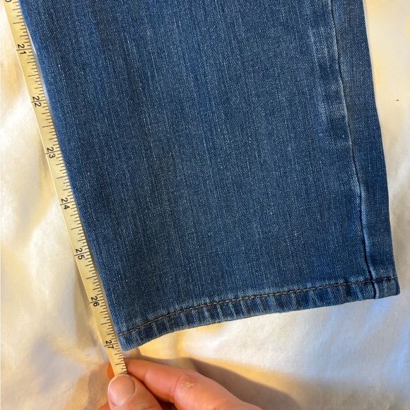 Women’s gap 32 R true skinny medium wash jeans - Picture 3 of 7